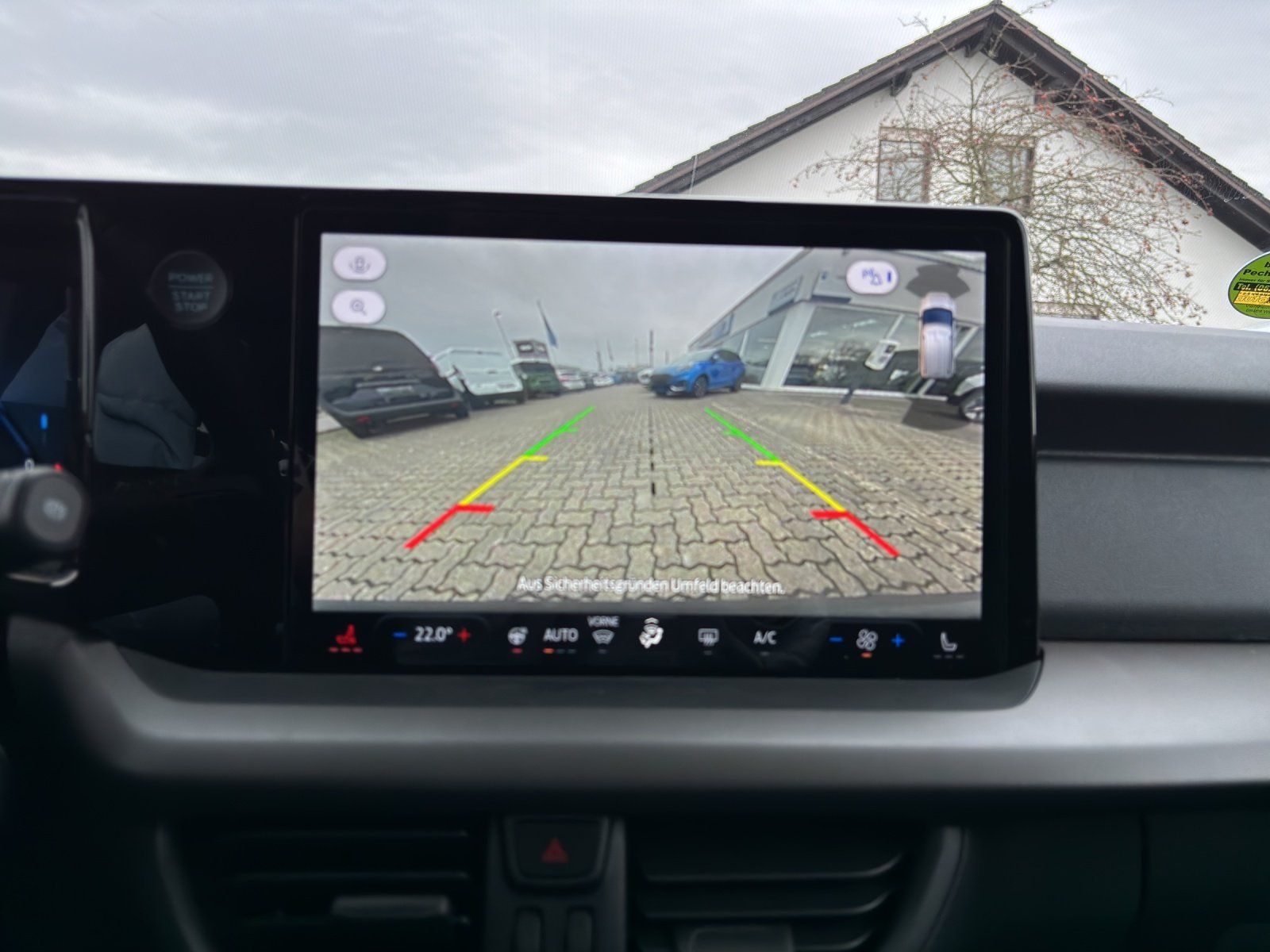 Fahrzeugabbildung Ford Transit Courier-E Winter pak. Holz Bode. LED Lad