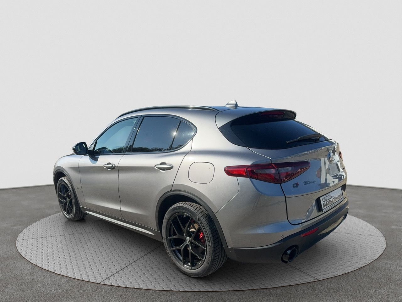 Fahrzeugabbildung Alfa Romeo Stelvio 2,0 Turbo 280 PS MY19 AT8 Q4