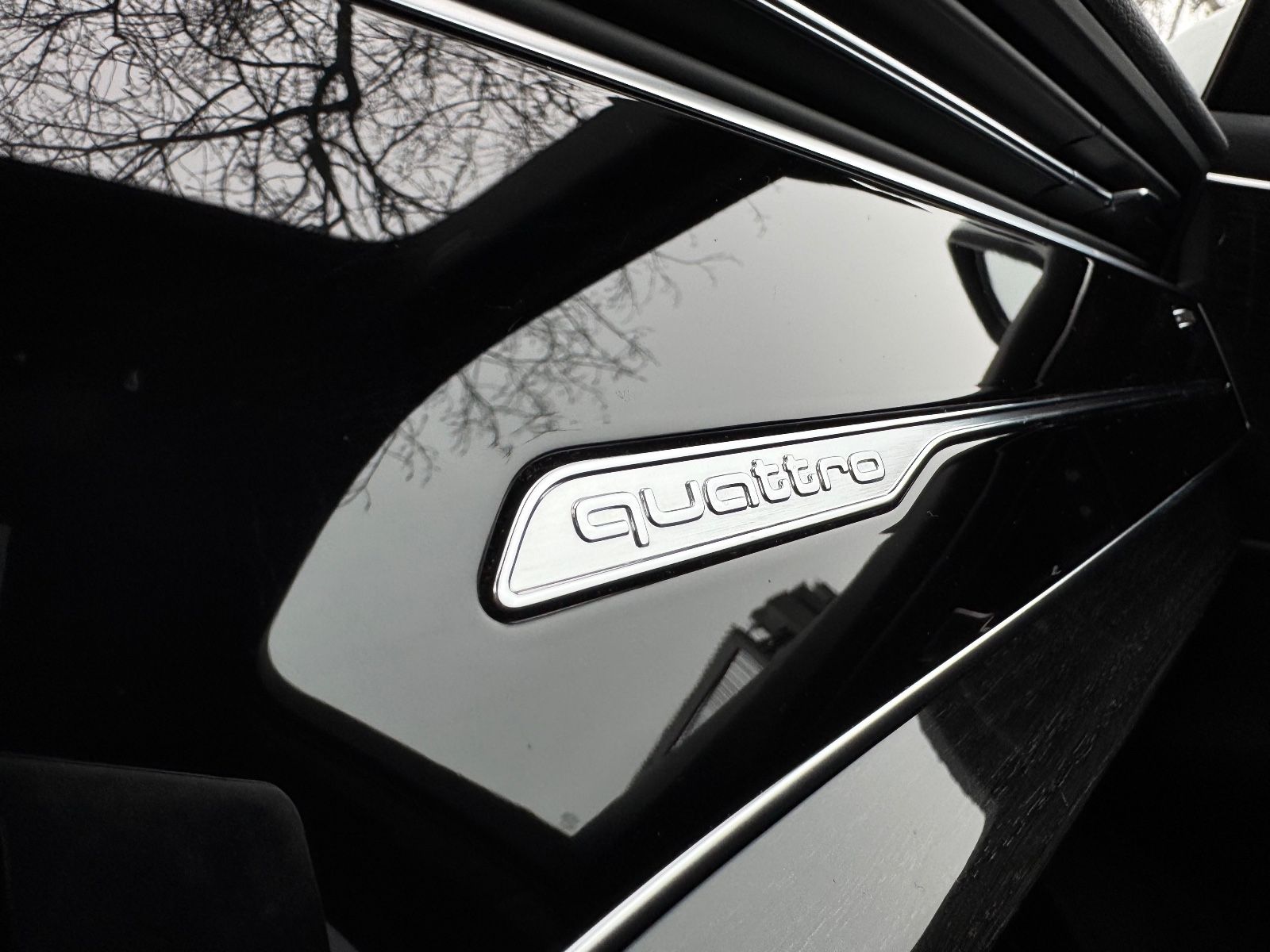 Fahrzeugabbildung Audi Q7 45 TFSI quattro tiptronic*MEMORY*PANO*7-SITZE