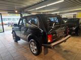 Lada Niva Legend*SHZ*SERVO* - scheckheftgepflegte Lada Niva