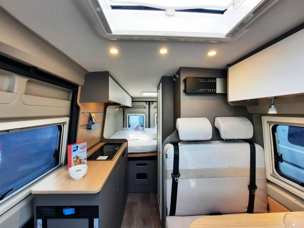 Fahrzeugabbildung LMC Innovan 600 Verfüg./Sparen Sie 12.001,- €
