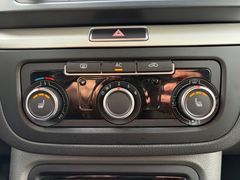 Fahrzeugabbildung Seat Alhambra Style 2.0 TDI 1.Hand AHK Tempom. Klima