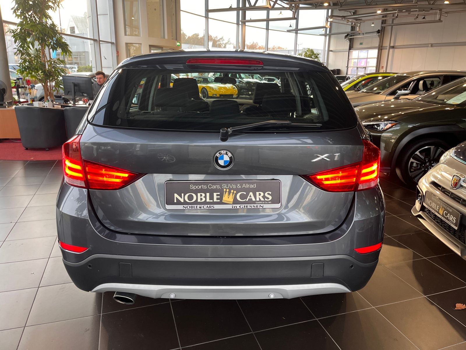 Fahrzeugabbildung BMW X1 18 i sDrive KLIMA SHZ