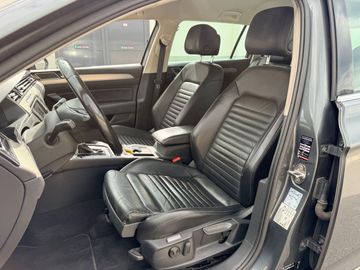 Volkswagen Passat - 10