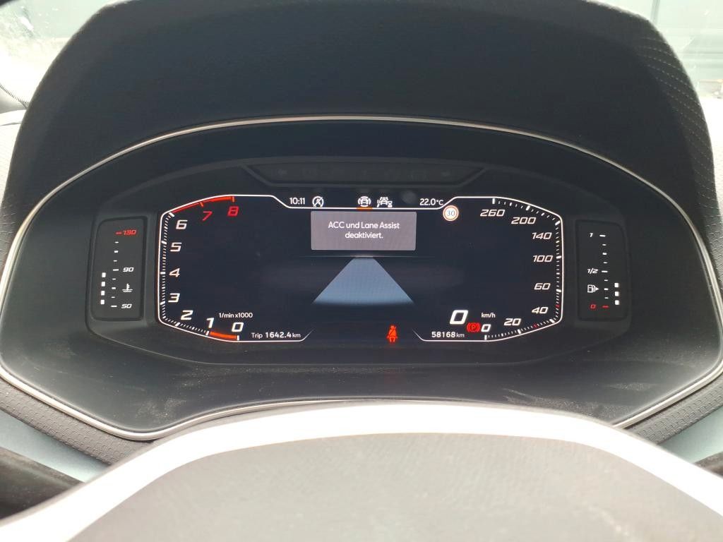 Fahrzeugabbildung SEAT Arona 1.0 TSI Xperience *Voll-LED*NAV*ACC*KAM*