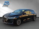 Ford Focus Titanium 1.0 EcoBoost Hybrid *Automatik*Pa - Ford Focus Neuwagen in Frankfurt (Main)