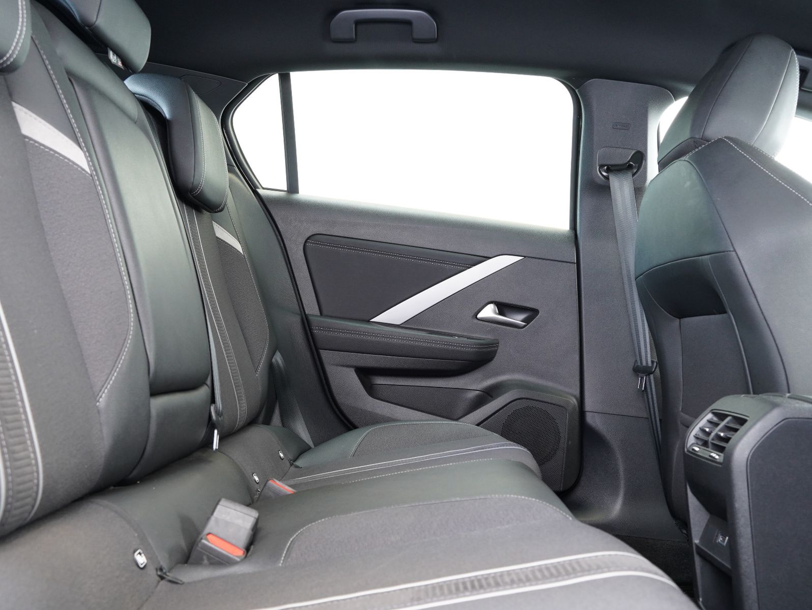 Fahrzeugabbildung Opel Astra L 1.2 Turbo GS LED/INTELLILUX/ACC/AHK/360°