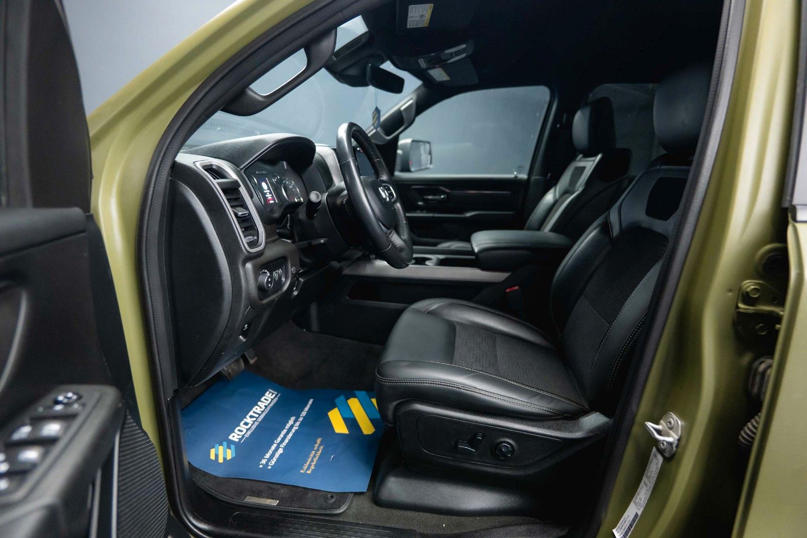 Fahrzeugabbildung Dodge RAM 5.7 V8 HEMI 4x4 LARAMIE OFFROAD TRX Styling