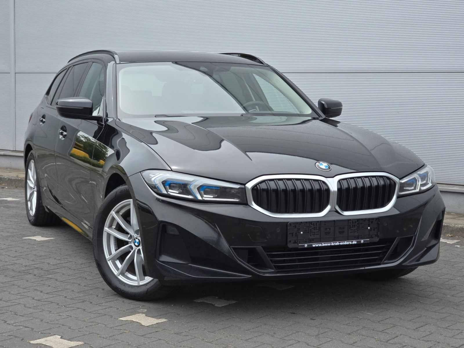 BMW 318d Touring (LCI/Kamera/Led)