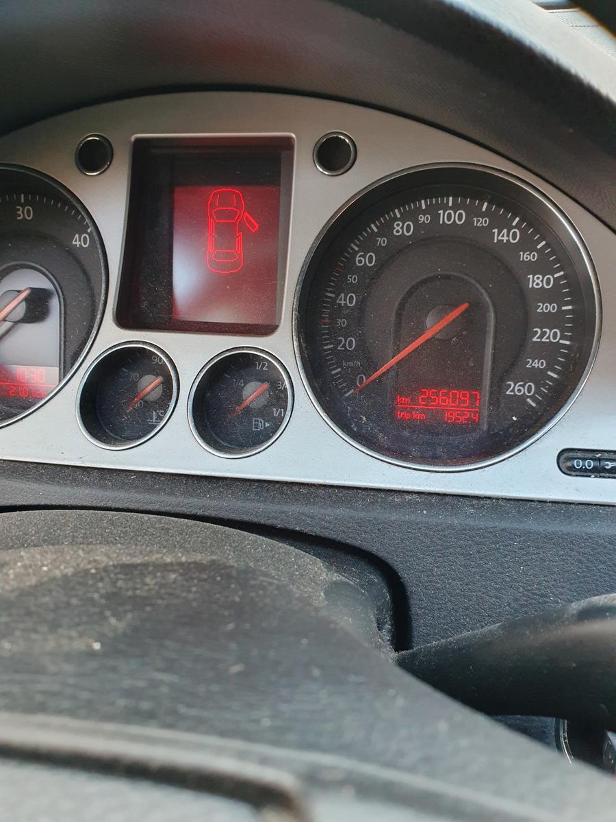 Volkswagen Passat 2007 — photo 6