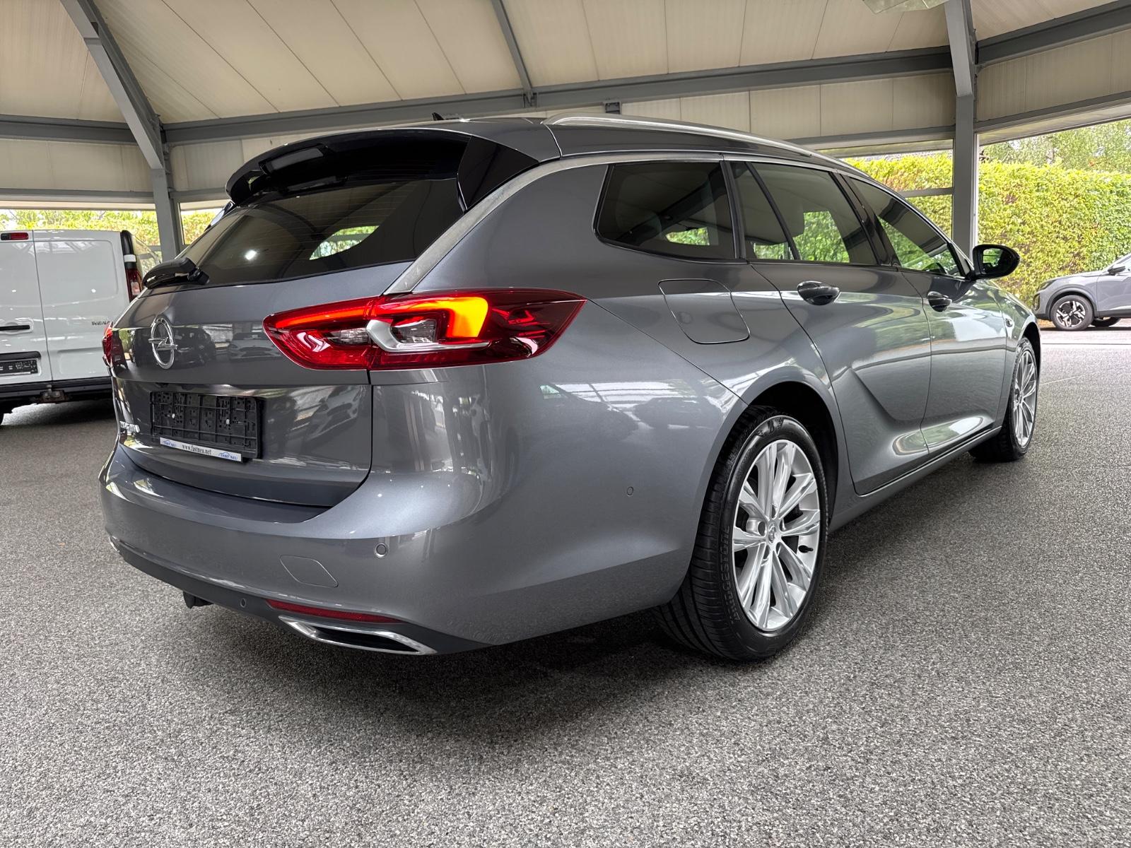 Opel Insignia ST 2.0D Aut AHK LederLEDNavi RfK Winter