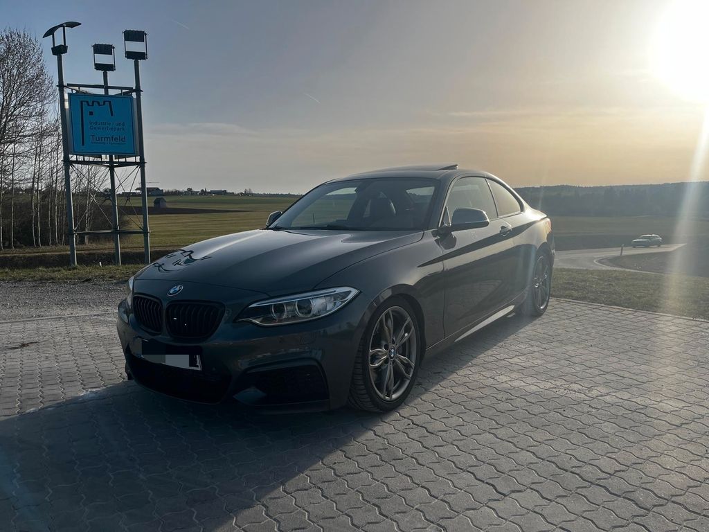 Image of BMW M235