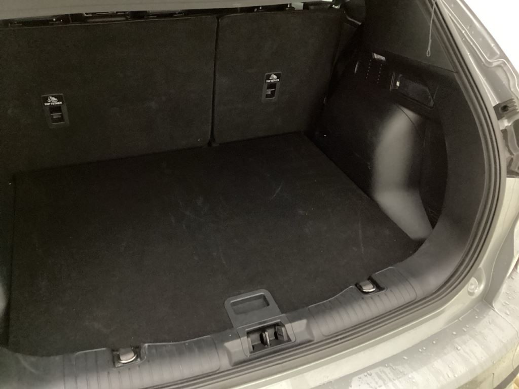 Fahrzeugabbildung Ford Kuga ST-Line X HUD AHK-klappbar Navi B&O LED