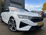 Skoda Octavia Combi 2.0 TSI RS*PANO*CAMERA*ACC* - Skoda Octavia mit Benzin-Antrieb