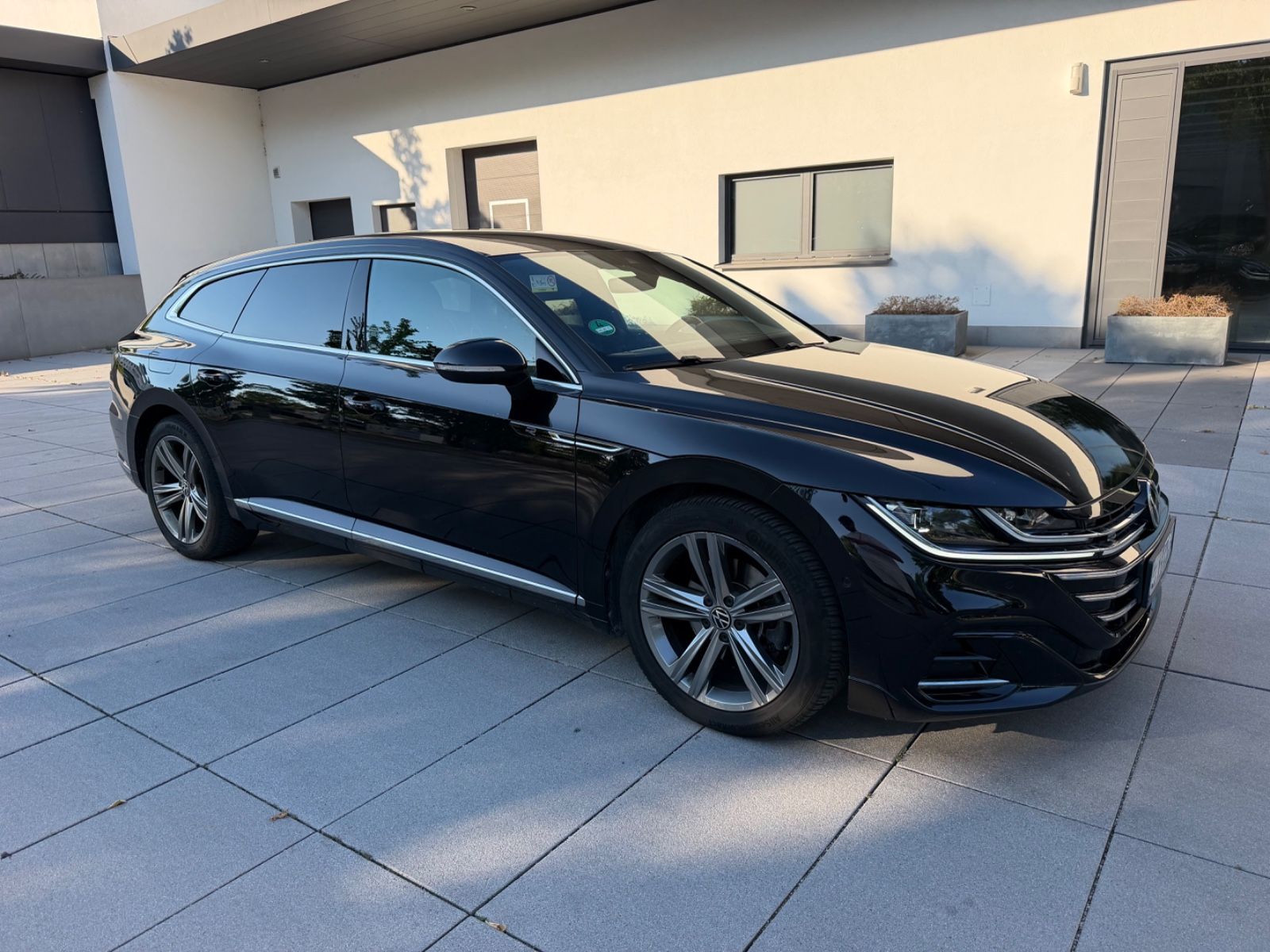 Volkswagen Arteon 2.0 TDI R-Line Digital Tacho LED AHK Navi imagem 2
