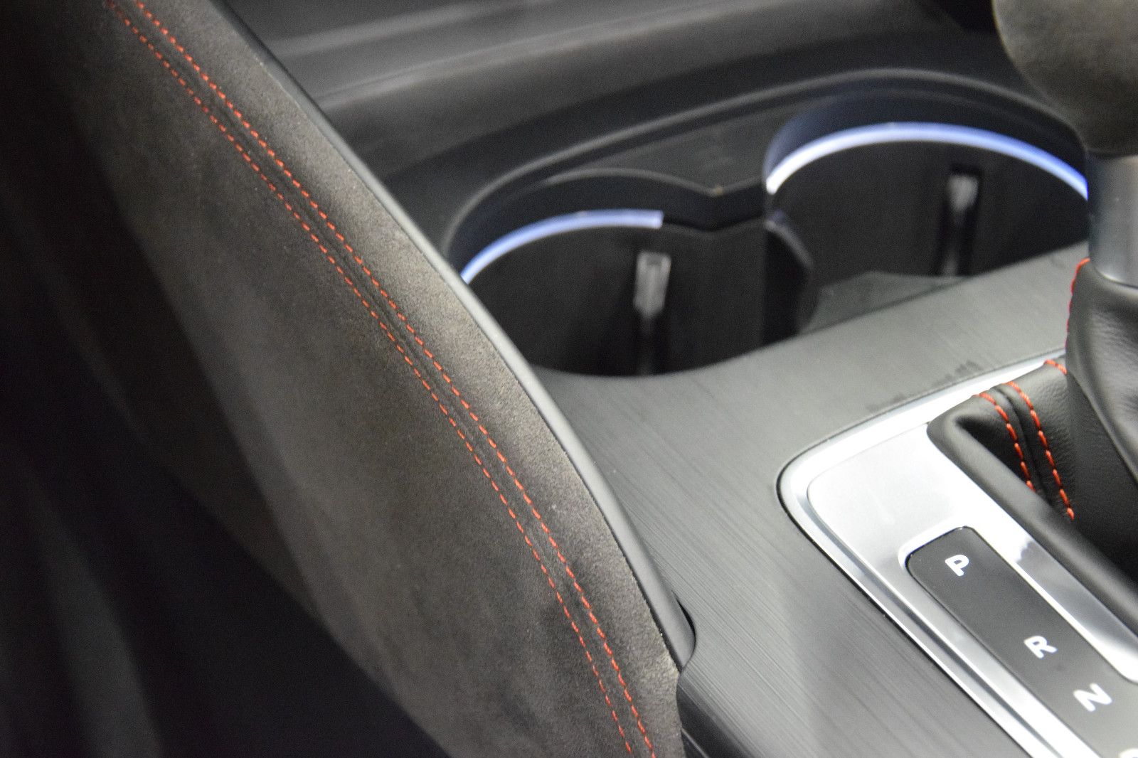 Fahrzeugabbildung Audi RS3 Sportback 2.5 TFSI quattro Pano Schale B&O