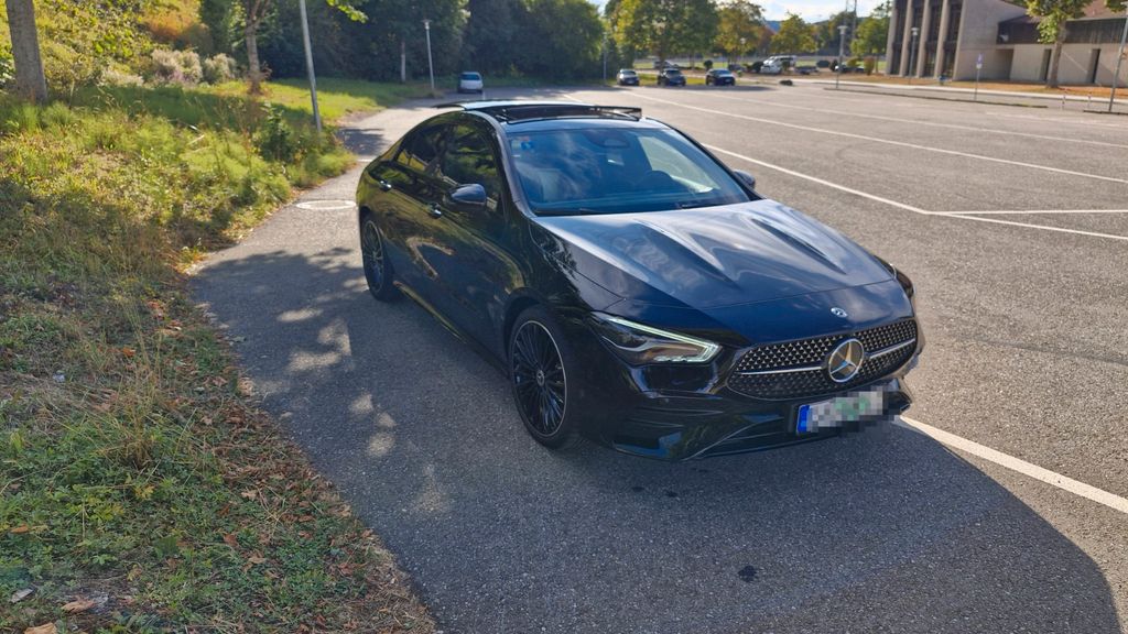 Image of Mercedes-Benz CLA 220