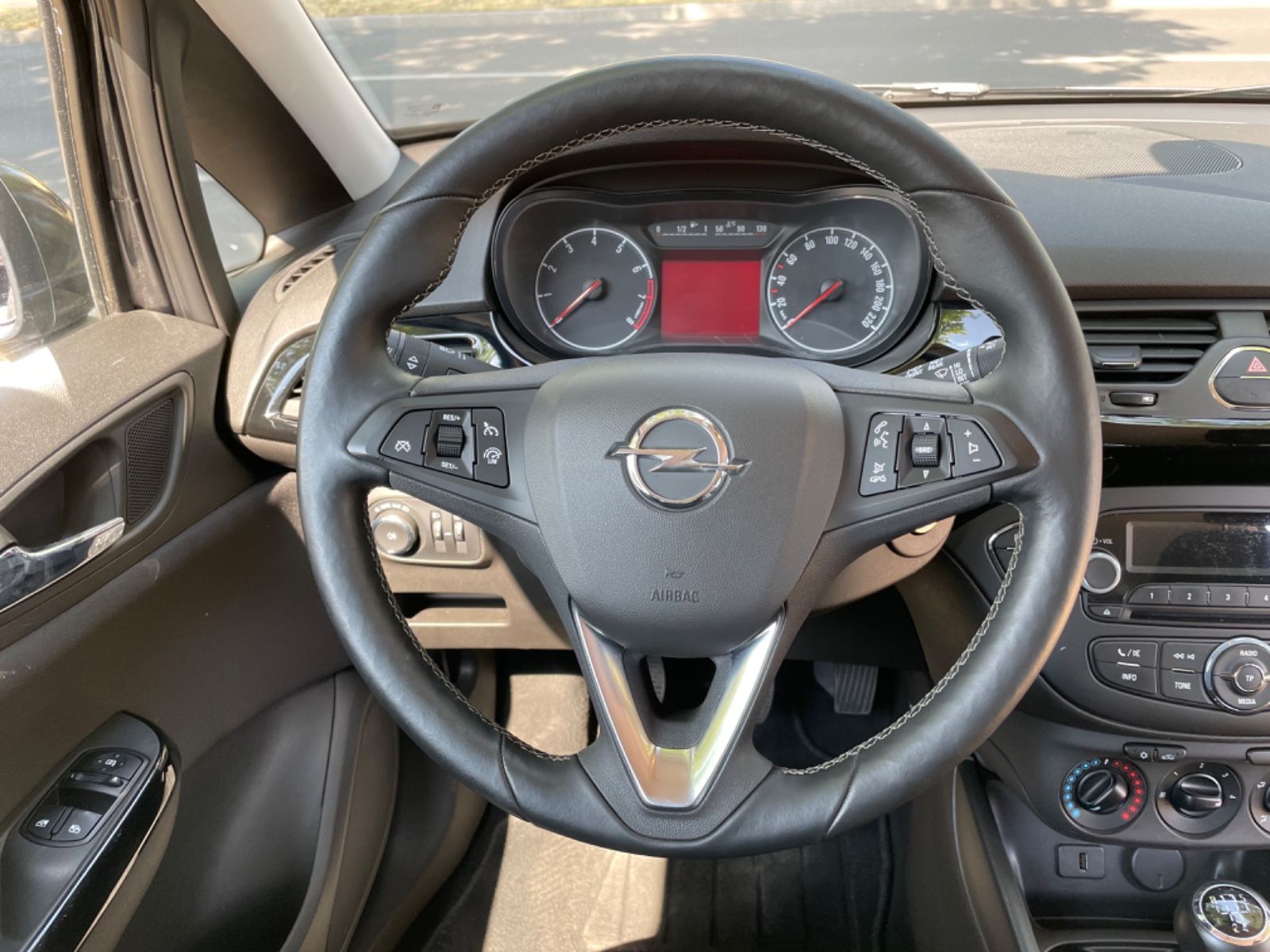 Fahrzeugabbildung Opel Corsa 1.2 E Edition*Bluetooth*Klima*SHZ*Tempomat