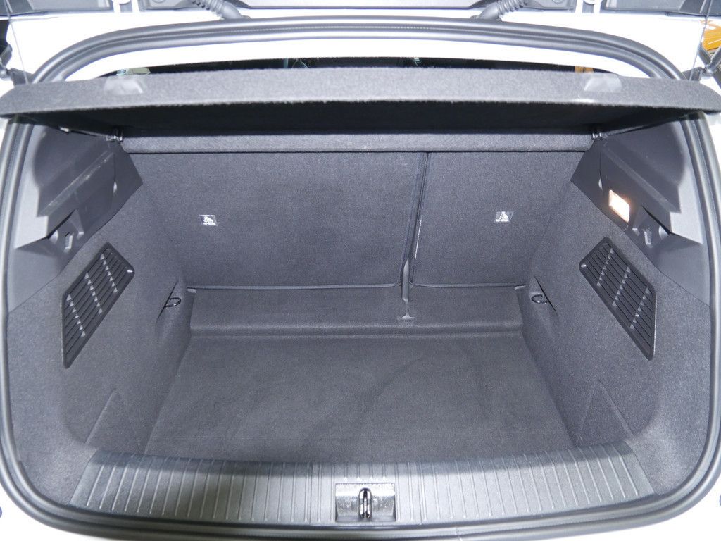 Fahrzeugabbildung Renault Megane E-Tech Equilibre EV60 220