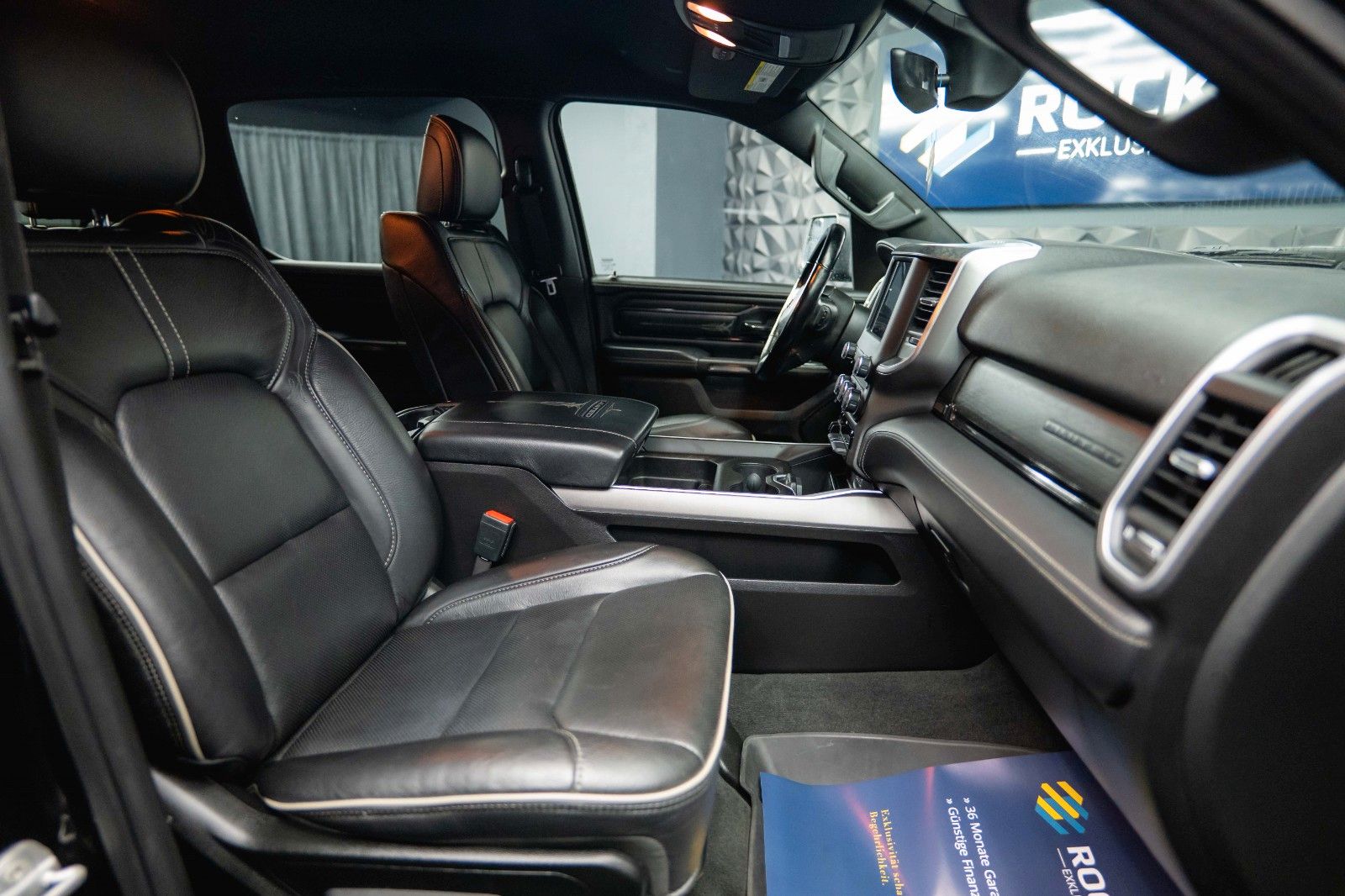 Fahrzeugabbildung Dodge RAM 5.7 V8 HEMI 4x4 BLACK EDITION Longbed 19%