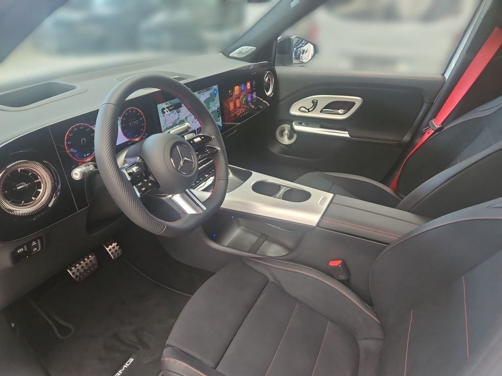 Fahrzeugabbildung Mercedes-Benz GLB 350 4M +AMG+MULTI+AHK+3.SITZREIHE+ASSIST+HUD