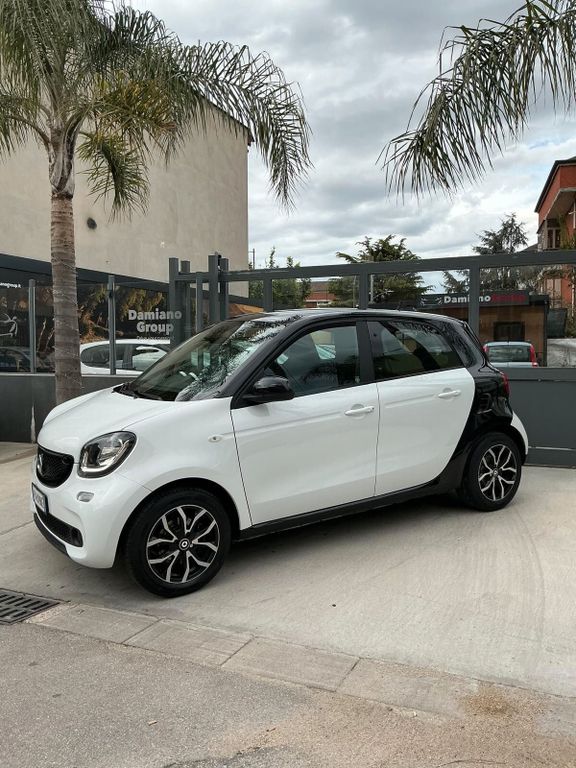 Image of Smart ForFour