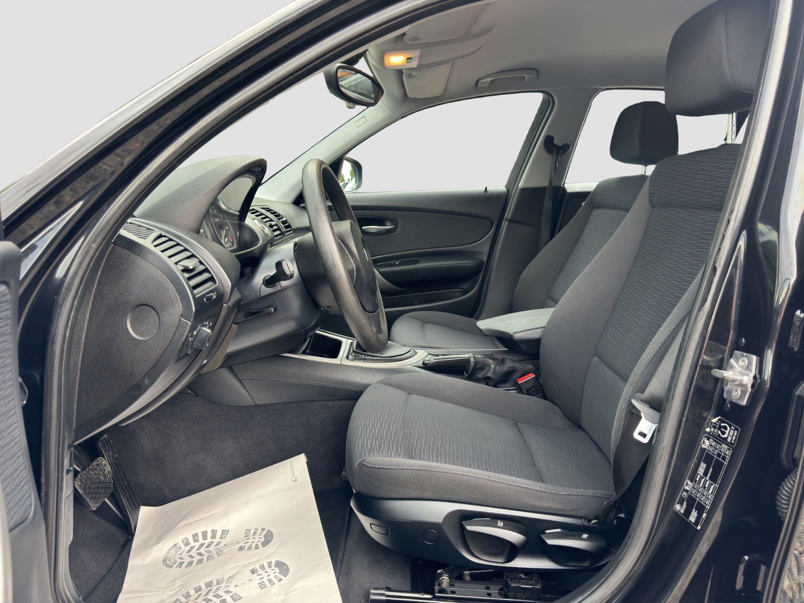 Fahrzeugabbildung BMW 116i Lim. /Klimaanlage/Sitzhz./AUX