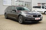 BMW 520d xDrive Sport Line LED Navi ACC Kamera PDC - BMW 520 mit Diesel-Antrieb: Grau, Kombi