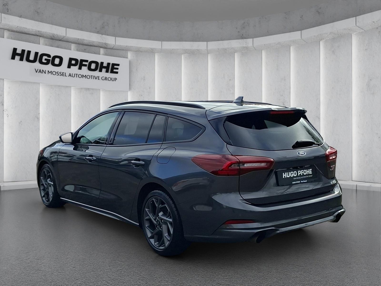 Ford Focus ST ST Turnier 2.3 EB Aut. | LED | AHK | AC