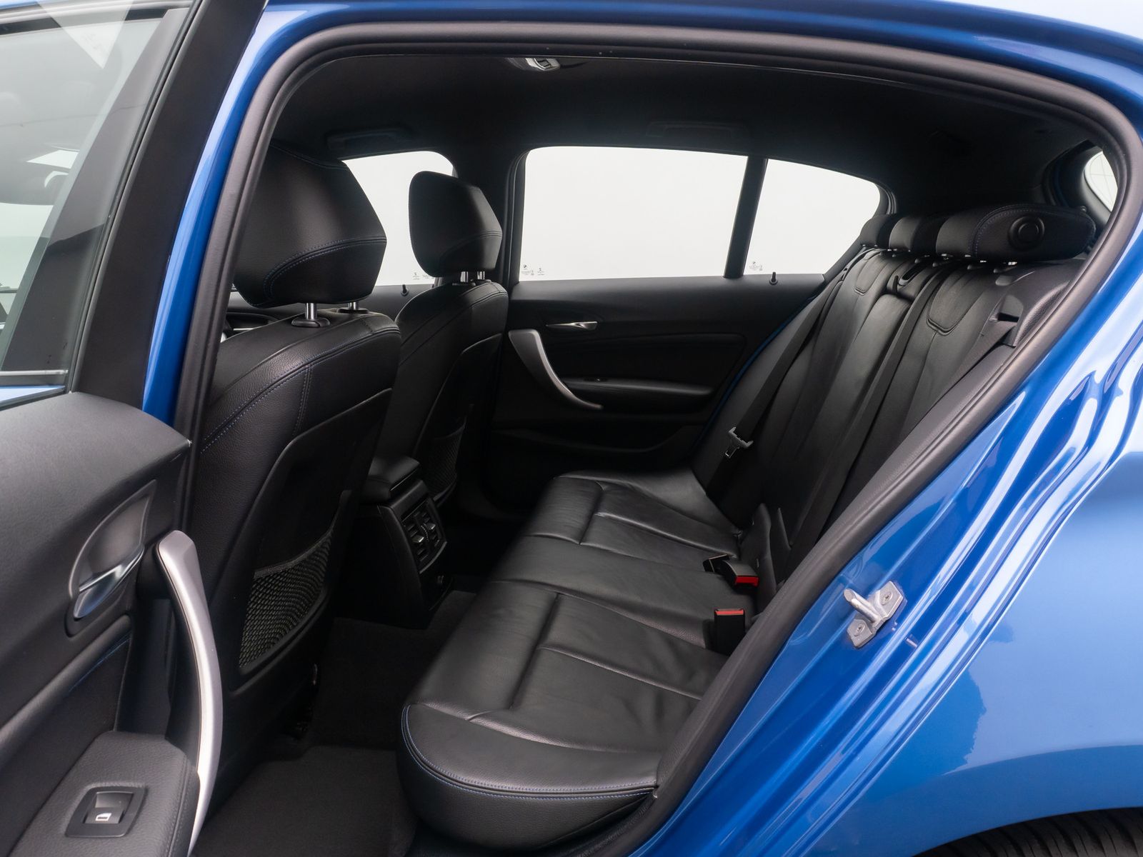 Fahrzeugabbildung BMW 116d MSport ParkAs DAB HiFi Leder Geschwindigreg