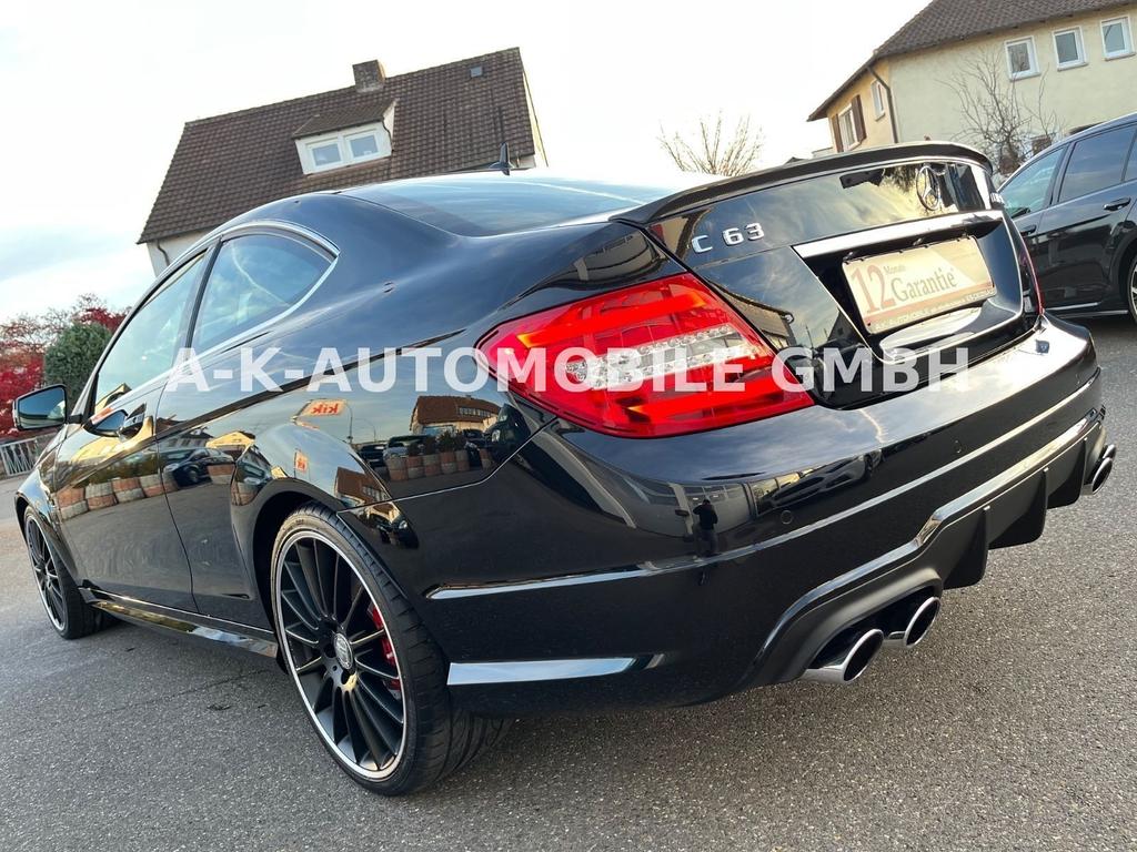 Mercedes-Benz C 63 AMG