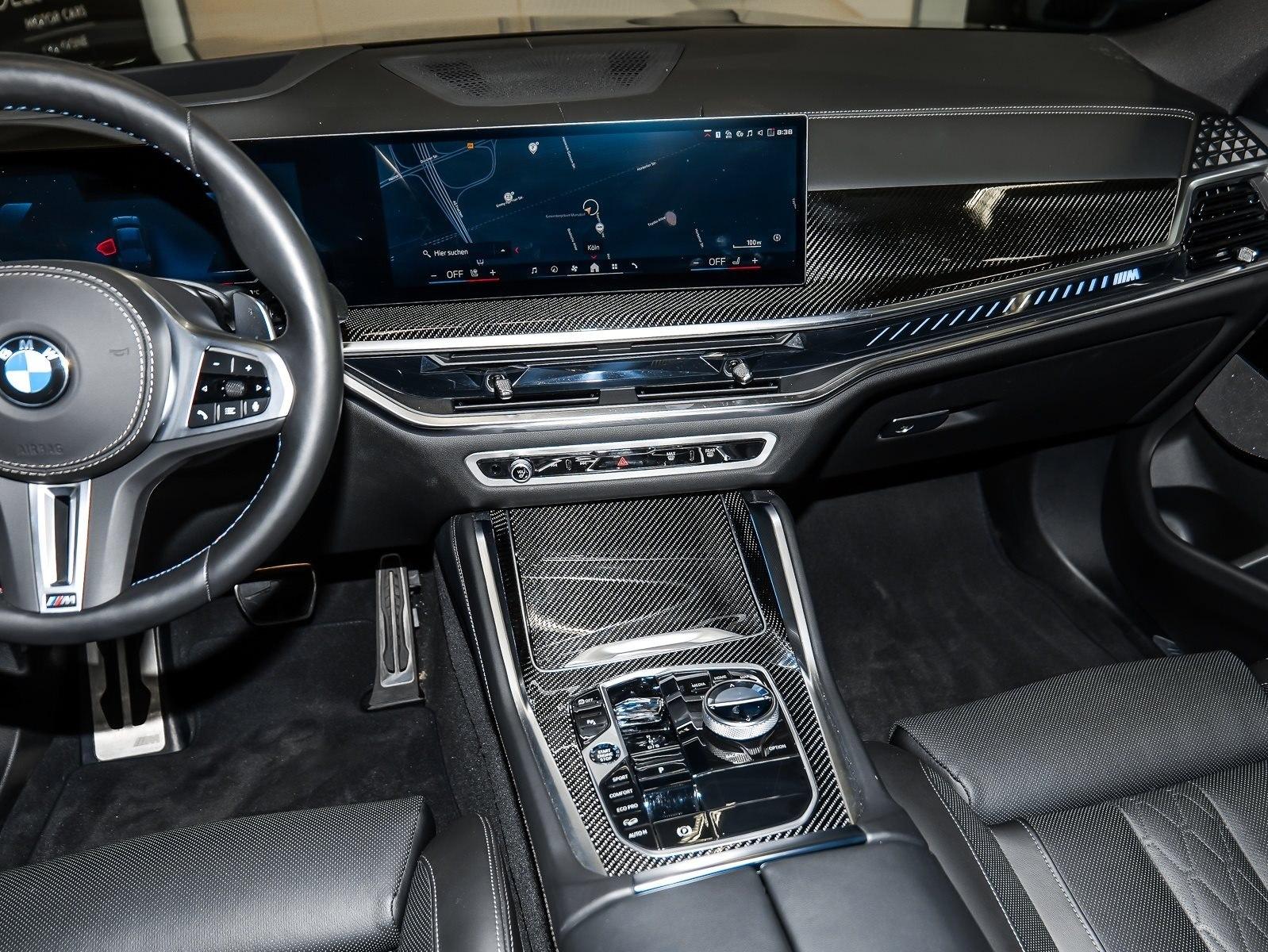 BMW X6 M60i xDrive M Sport PANO ACC AHK RFK NAVI LM