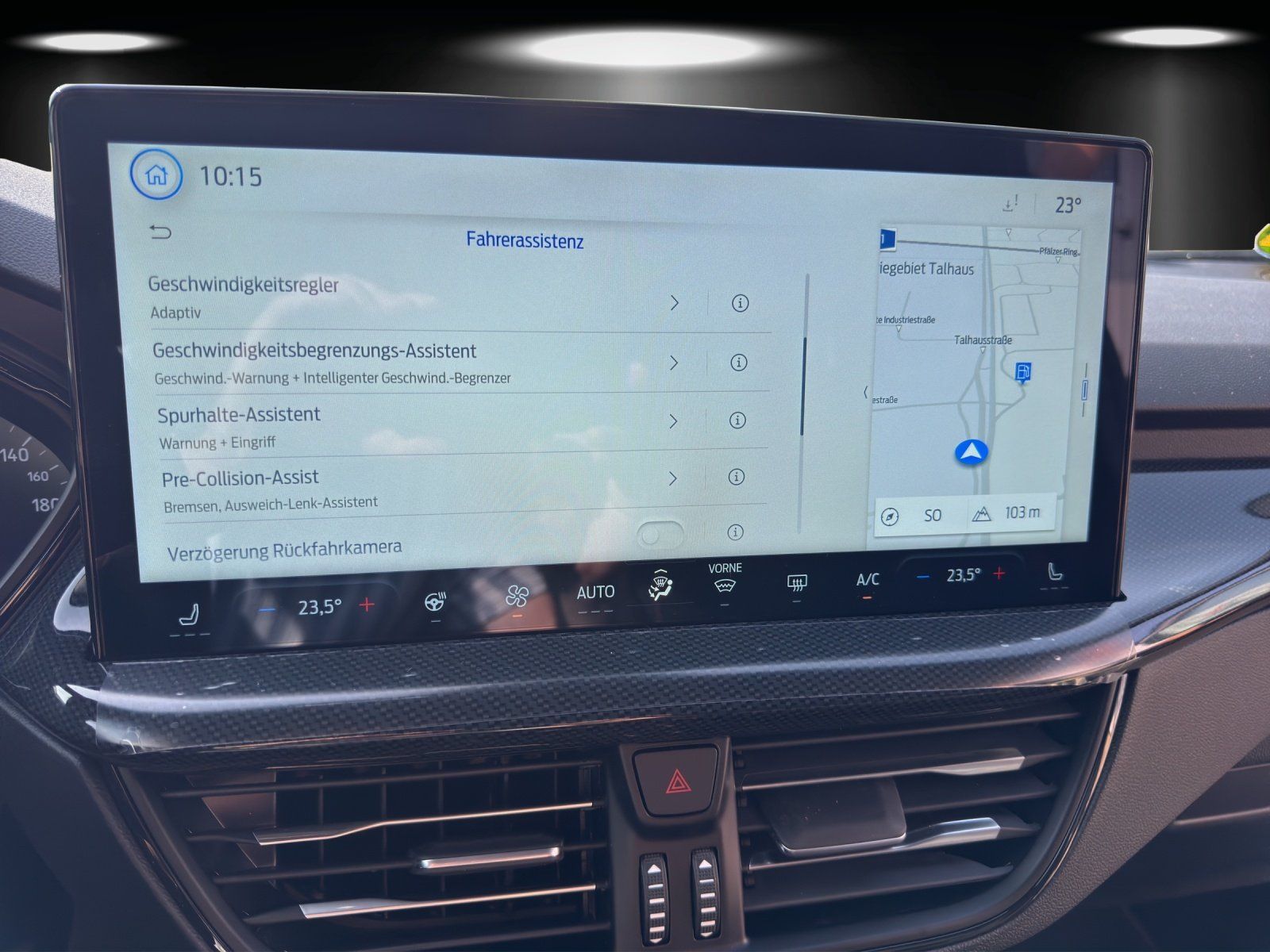 Fahrzeugabbildung Ford Focus Turn. ST-Line Styling Pak. Winter Pak.
