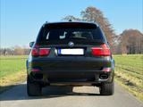 BMW X5 xDrive50i - - BMW X5: 50
