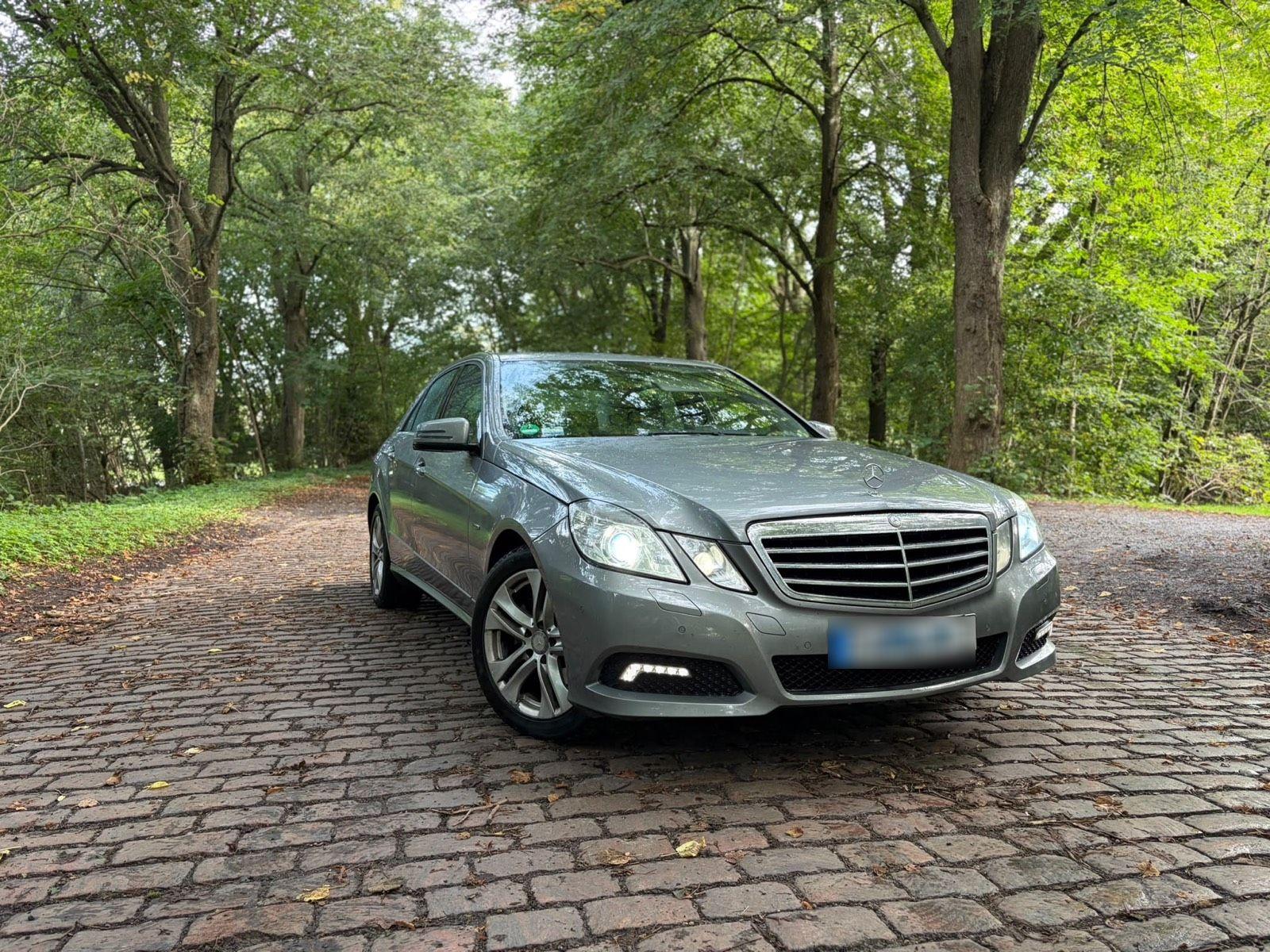 Mercedes-Benz E 220