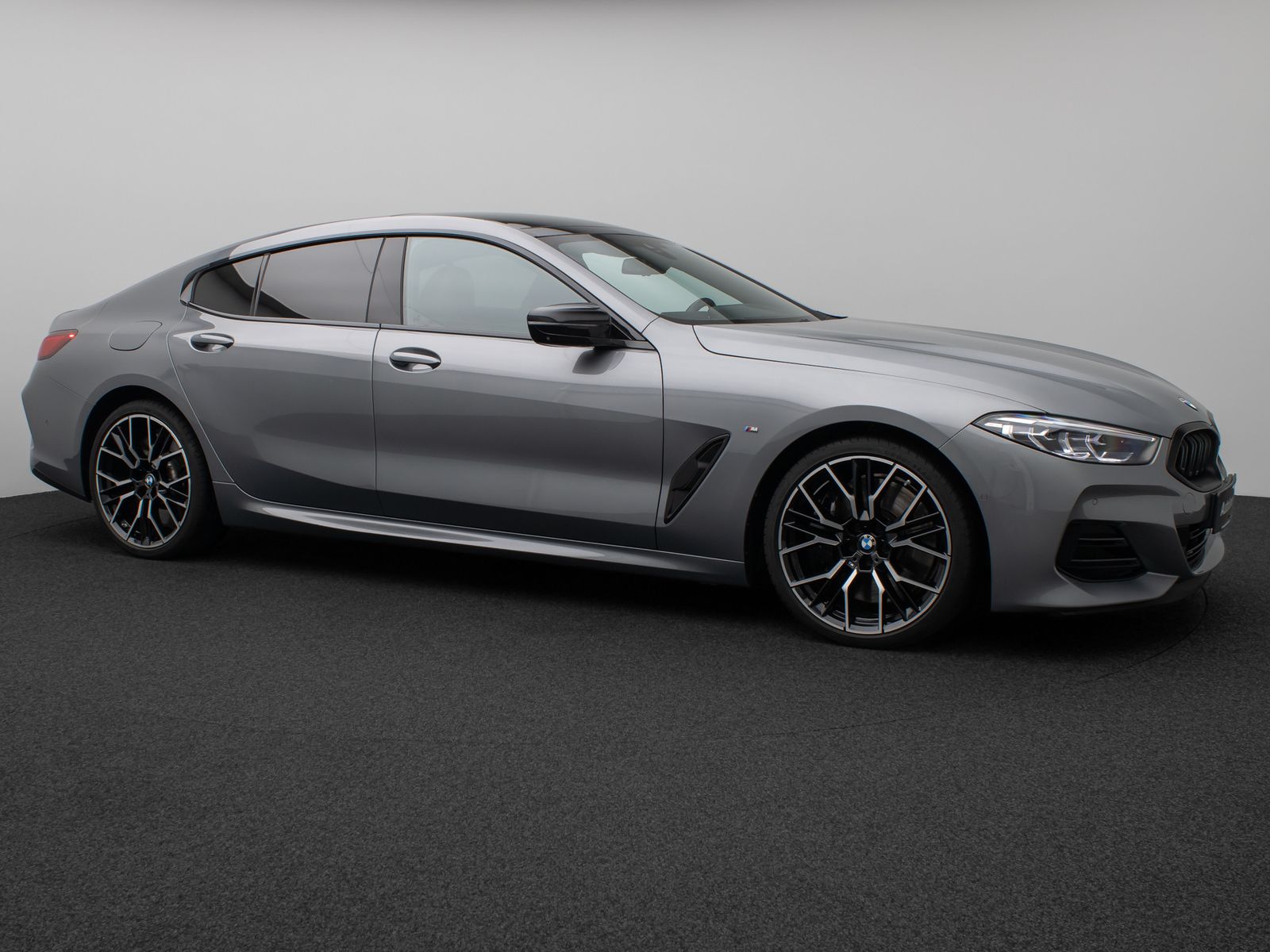 Fahrzeugabbildung BMW M850i xD Gran Coupé Panorama 360°HUD H/K SoftCL