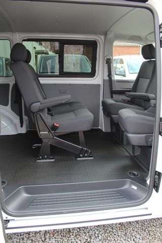 Volkswagen T6.1 Kombi KR DSG 4-Sitzer AHK digital Cockpit