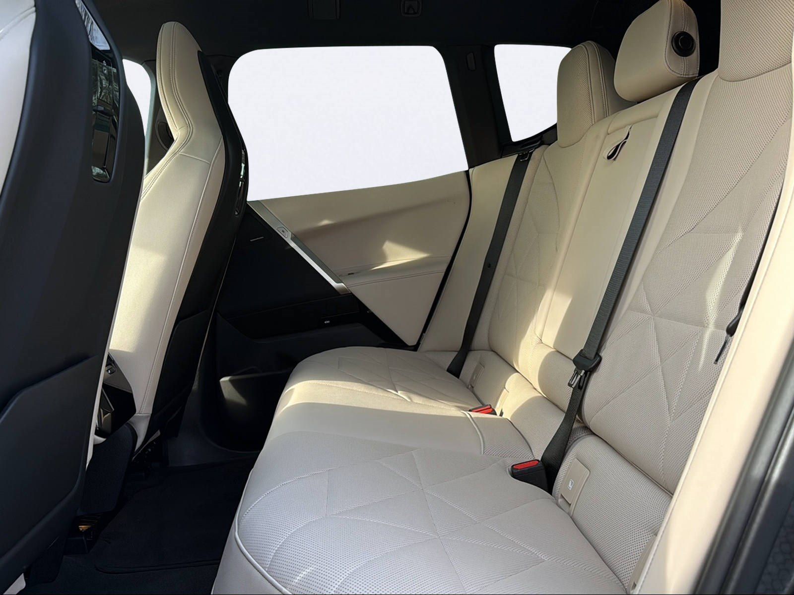 BMW iX - Bild 10