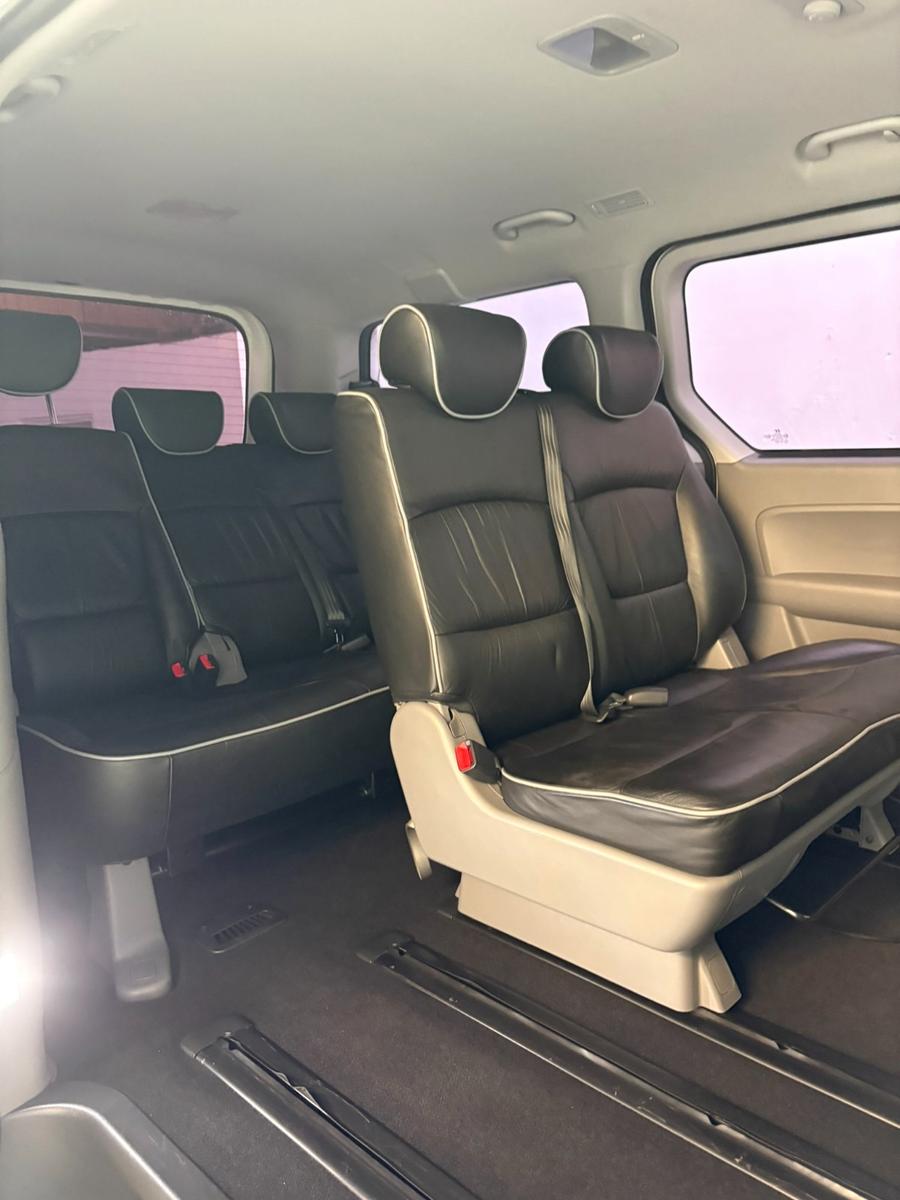 Hyundai H-1 Premium Grand