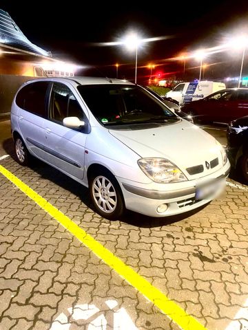 Renault scenic