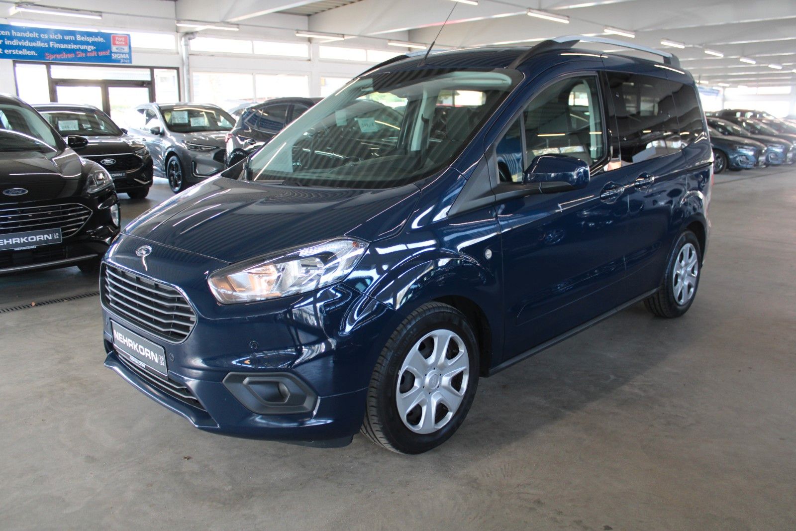 Fahrzeugabbildung Ford Tourneo Courier 1.5 TDCi Trend AHK KLIMA WinterP