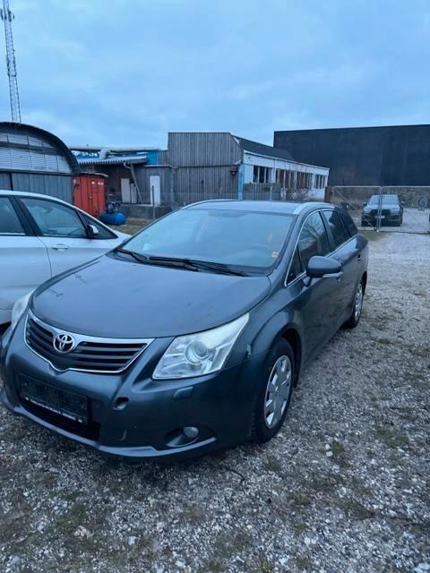 Toyota Avensis Combi Sol 2.0 D-4D