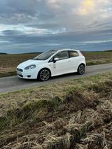 Fiat Punto 199 - Fiat Punto 199 mit Benzin-Antrieb