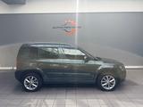 Skoda Yeti Elegance 2.0 TDI +HU NEU+PANO+AHK+ - Skoda Yeti: Grün