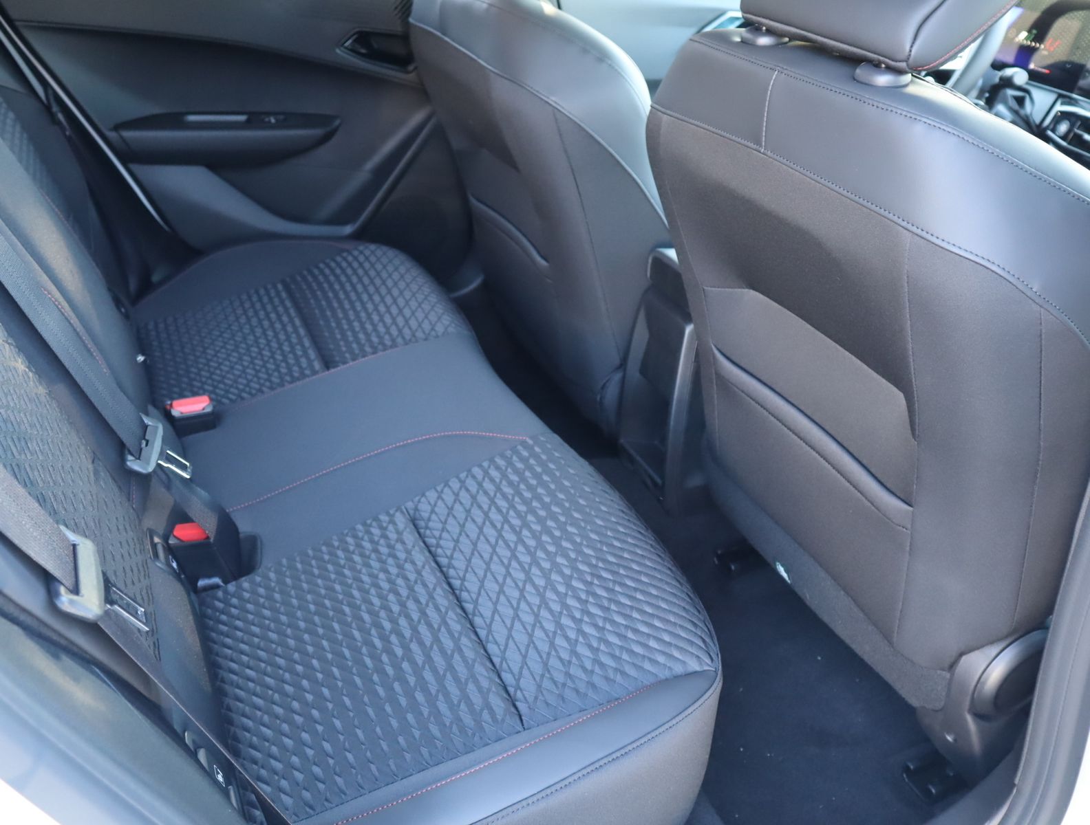 Renault Clio - Bild 18