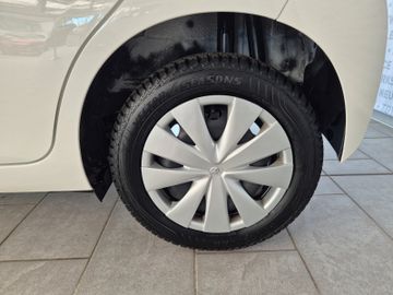 Toyota Aygo AYGO x + Radio nachger&uuml;stet