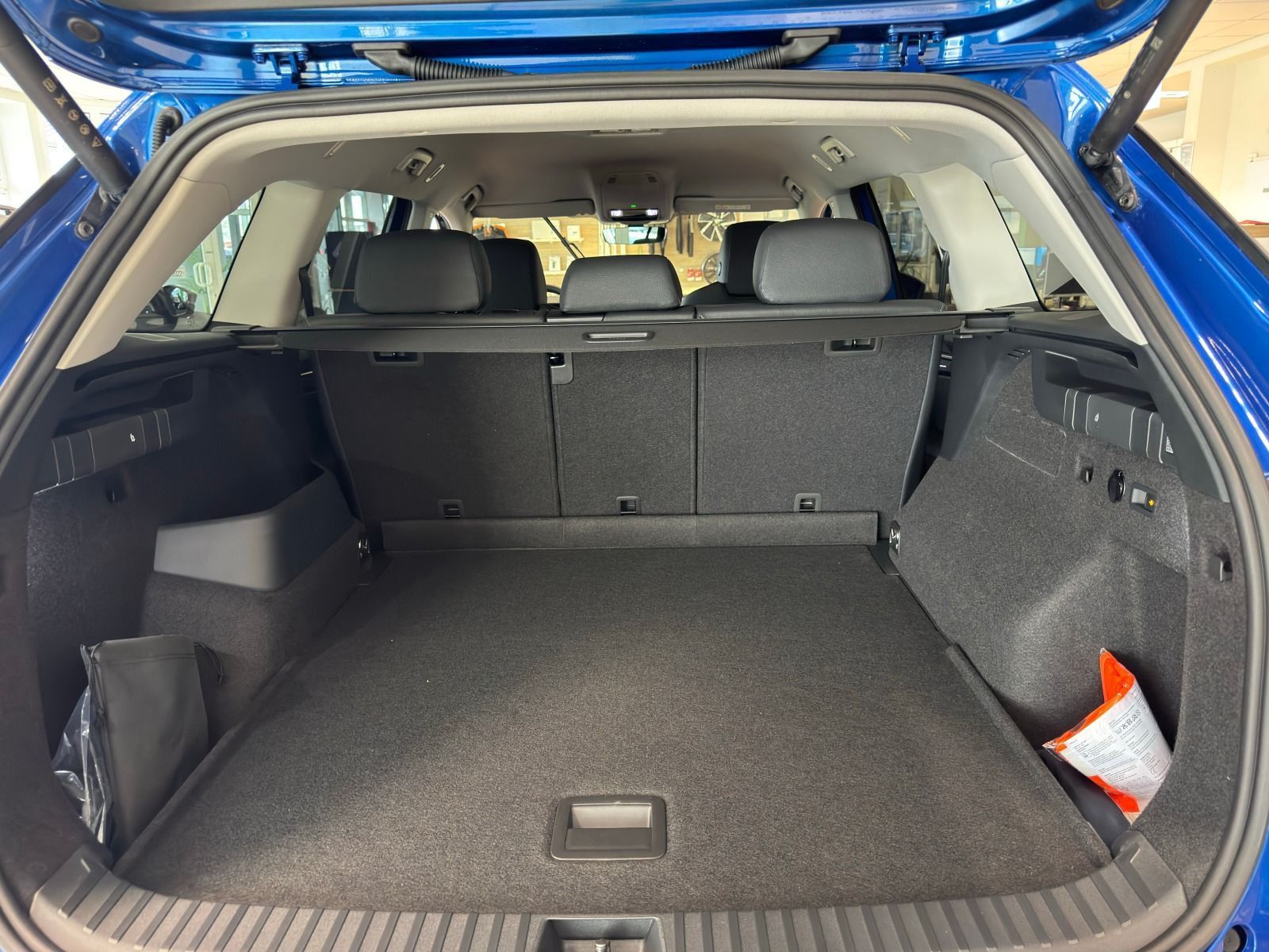 Fahrzeugabbildung SKODA Kodiaq 2.0 TSI 4x4*360°Cam*AHK*Massage*StHz*Head