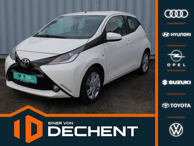 Toyota AYGO x-play touch Klima*Alu*Kamera