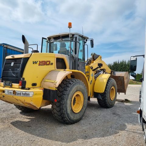 New Holland W 190 B