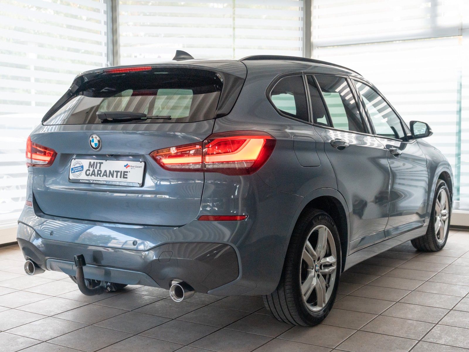 BMW X1 sD18d M Sport PANO KAM AHK Unfallfrei foto 4